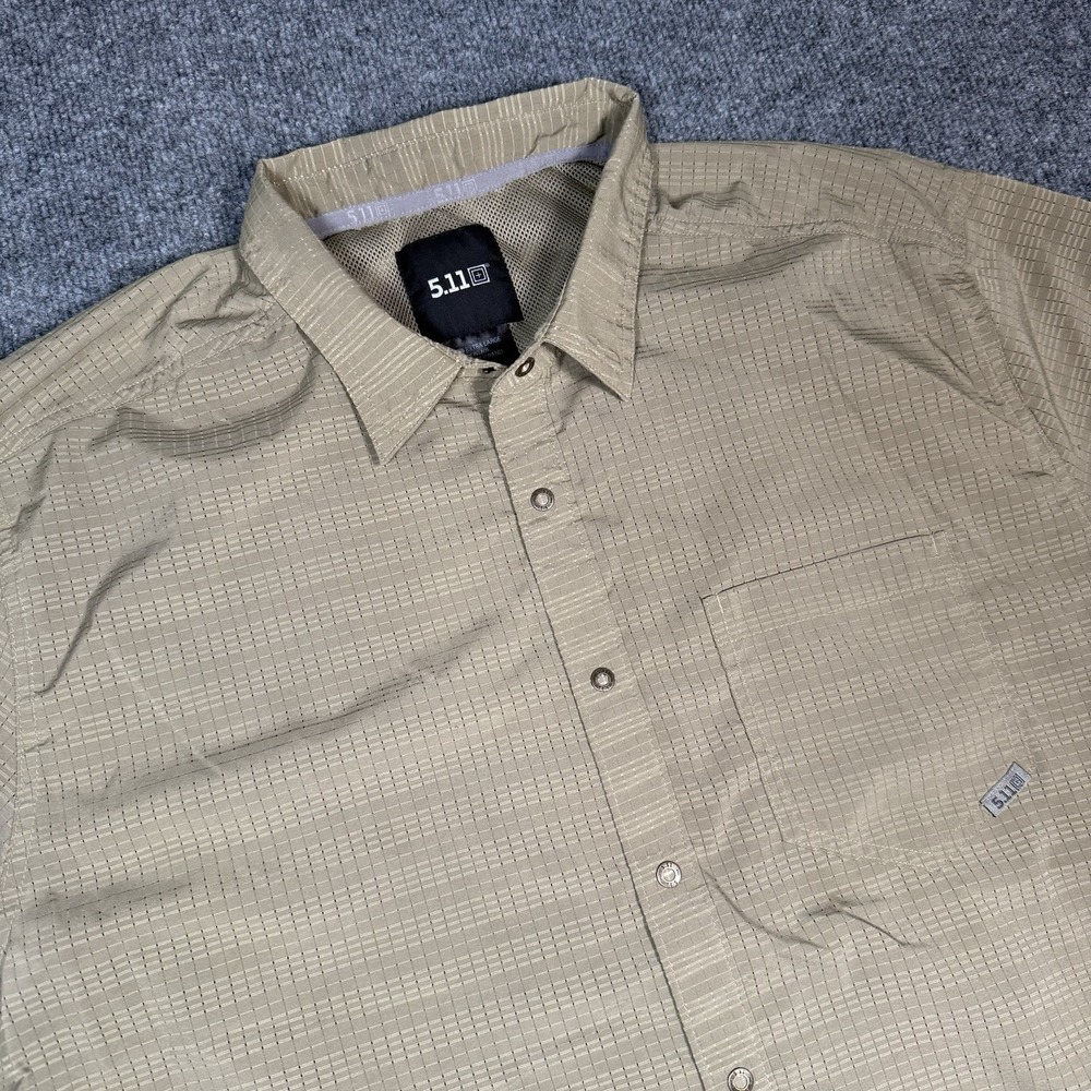 5.11 Tactical Series Short Sleeve Button-Up Shirt Size XL Tan Brown